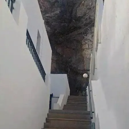 Voladores Retreat *
