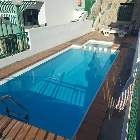 Voladores Retreat